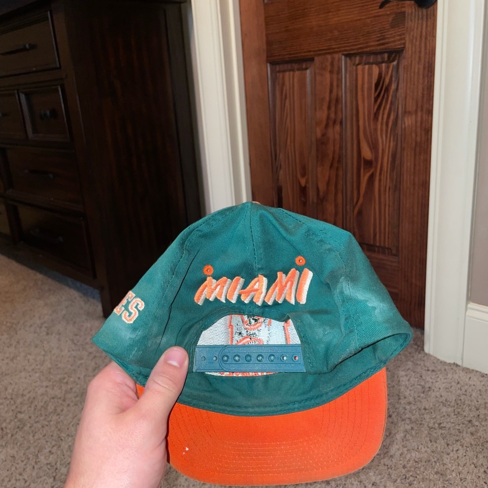 Vintage hat - Picture 2 of 4